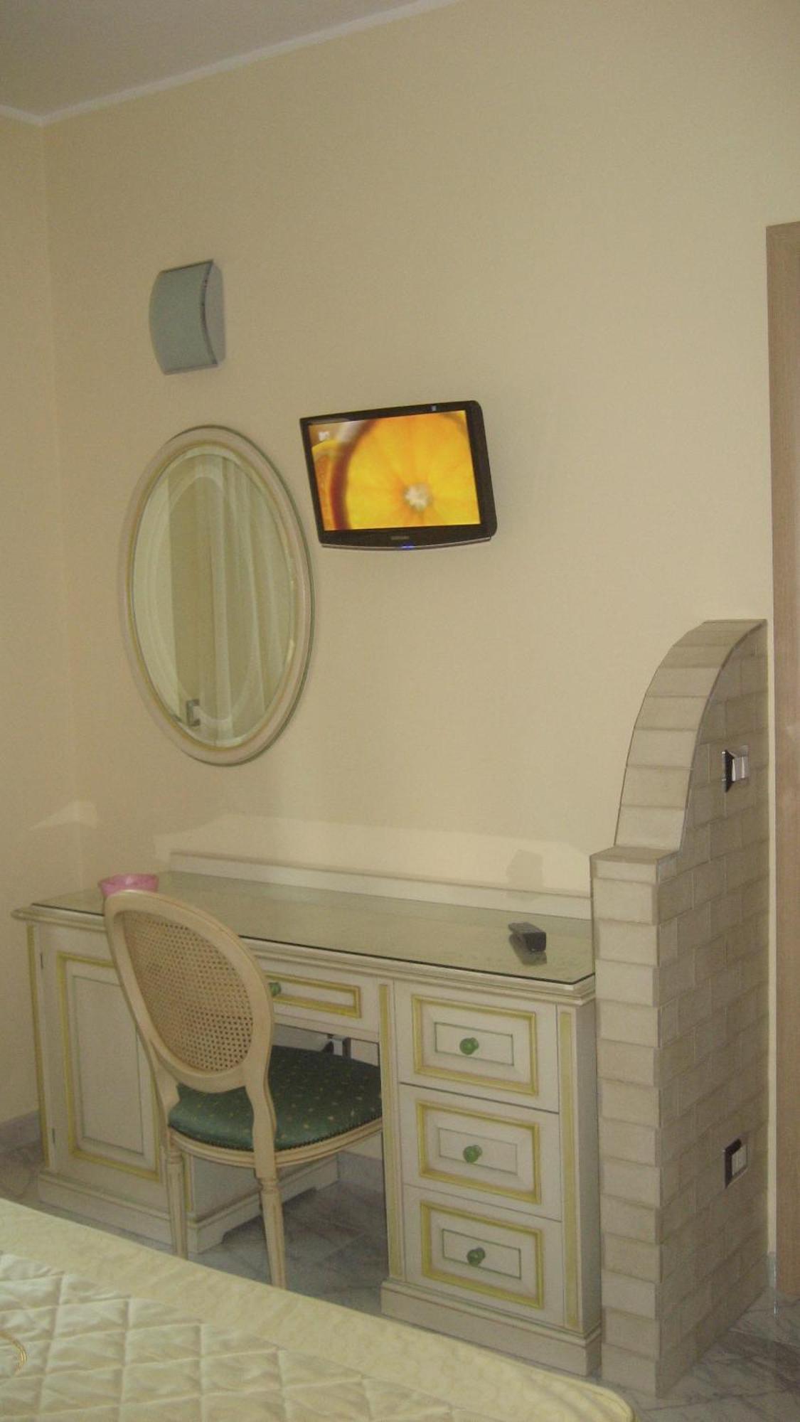 Poggiomarino Hotel Ginevra מראה חיצוני תמונה