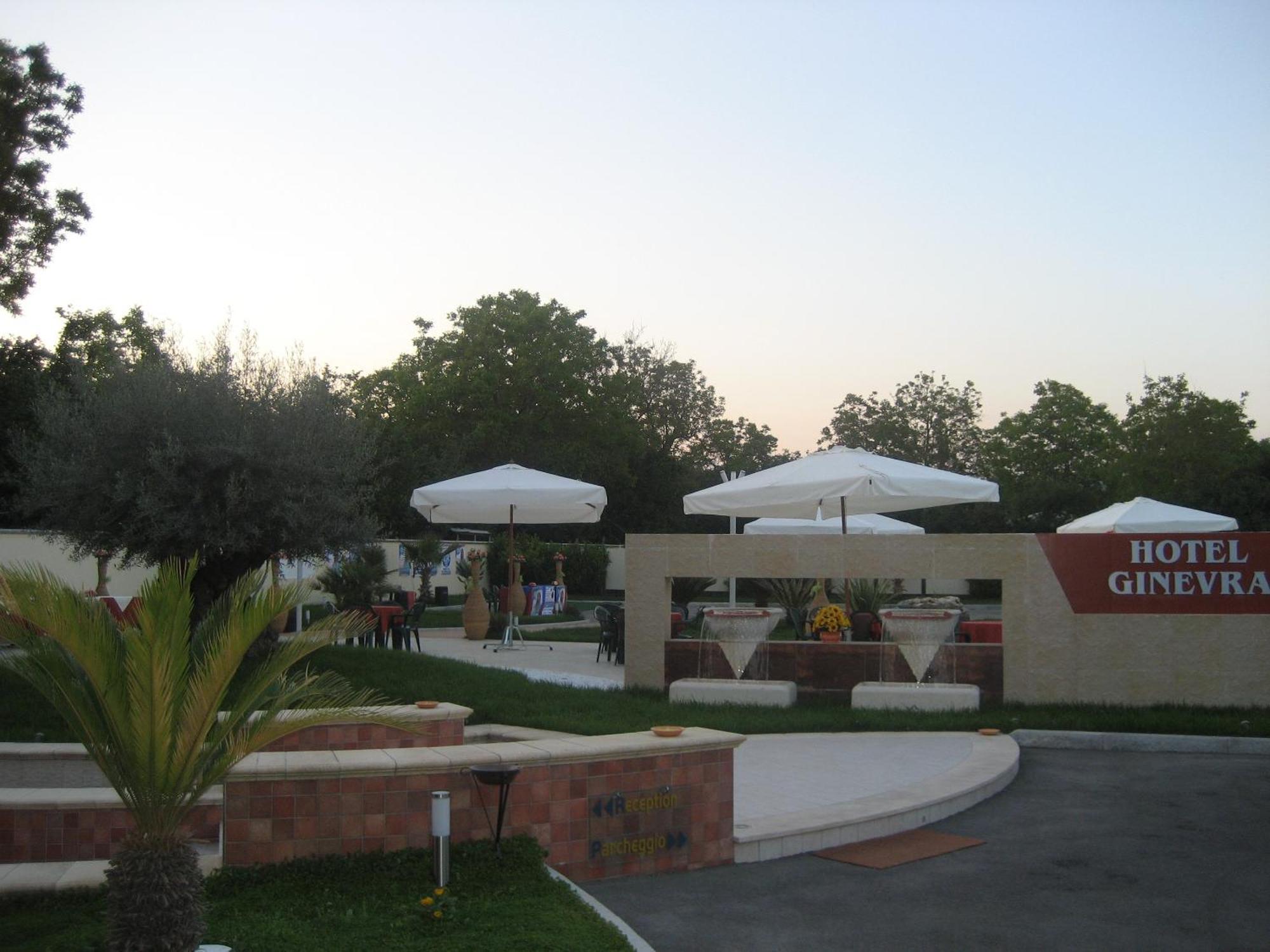 Poggiomarino Hotel Ginevra מראה חיצוני תמונה