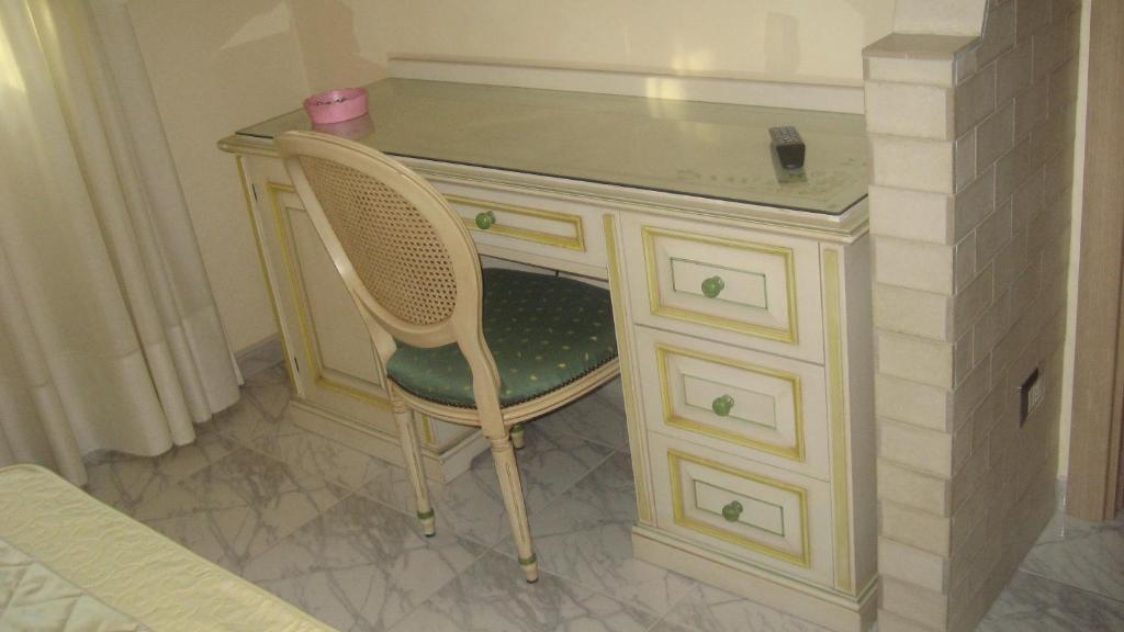 Poggiomarino Hotel Ginevra מראה חיצוני תמונה